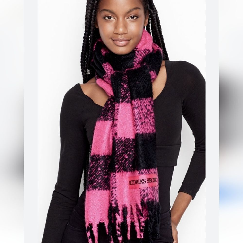 Victoria's Secret Fuschia and Black Buffalo Check Fringe Scarf